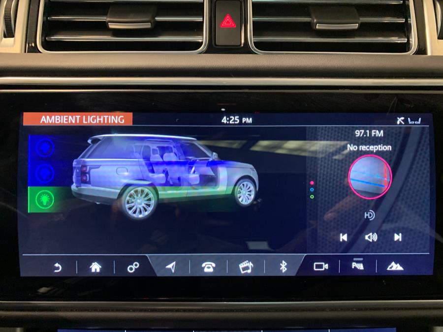 2022 Land Rover Range Rover Westminster SWB photo