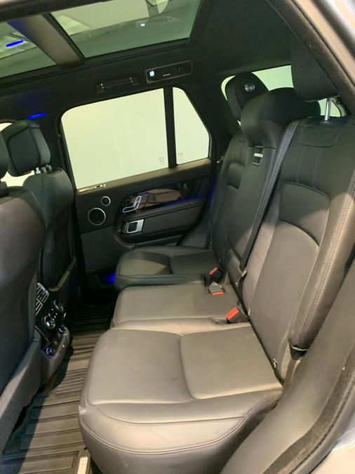 2022 Land Rover Range Rover Westminster SWB photo
