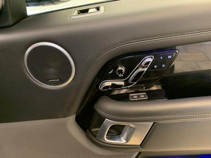 2022 Land Rover Range Rover Westminster SWB photo