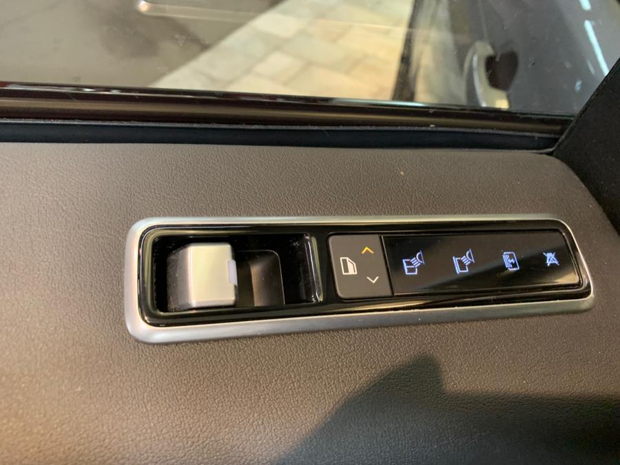 2022 Land Rover Range Rover Westminster SWB photo
