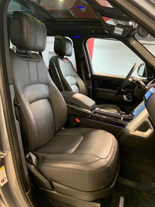 2022 Land Rover Range Rover Westminster SWB photo