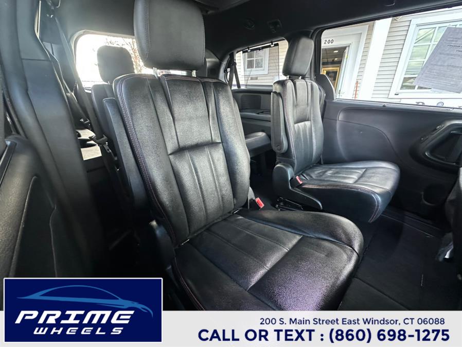 2017 Dodge Grand Caravan GT Wagon Fleet photo