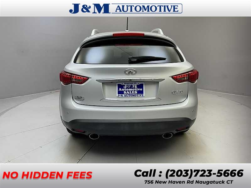 2017 Infiniti QX70  photo