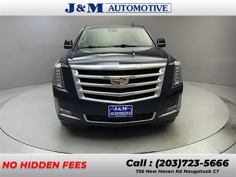 2020 Cadillac Escalade Luxury photo