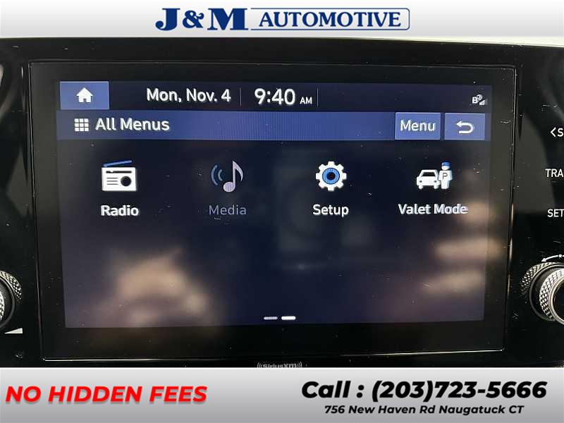 2022 Hyundai Santa Fe SEL photo