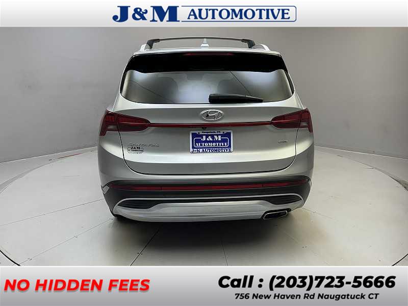2022 Hyundai Santa Fe SEL photo