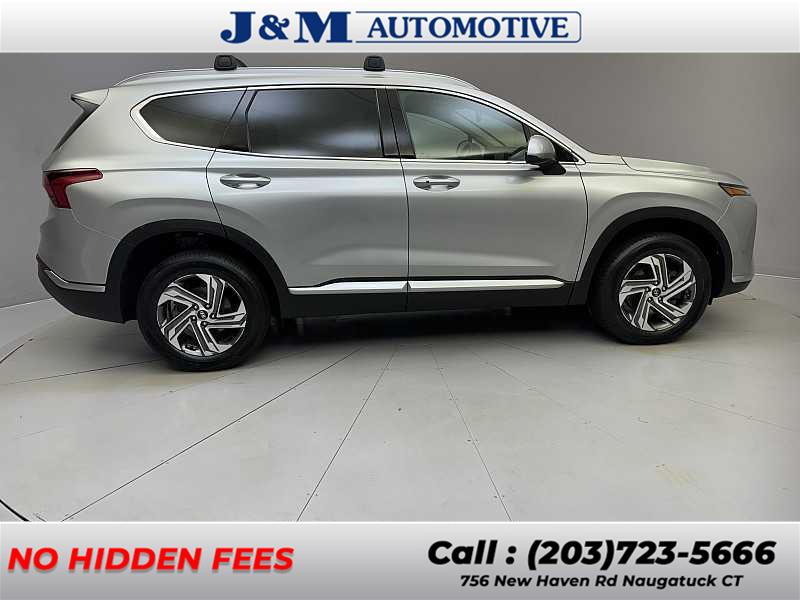 2022 Hyundai Santa Fe SEL photo