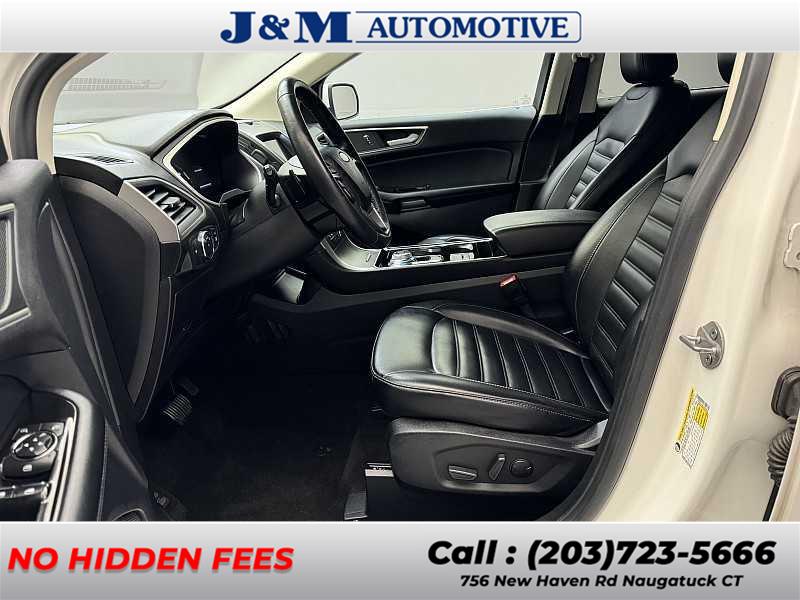 2020 Ford Edge SEL photo