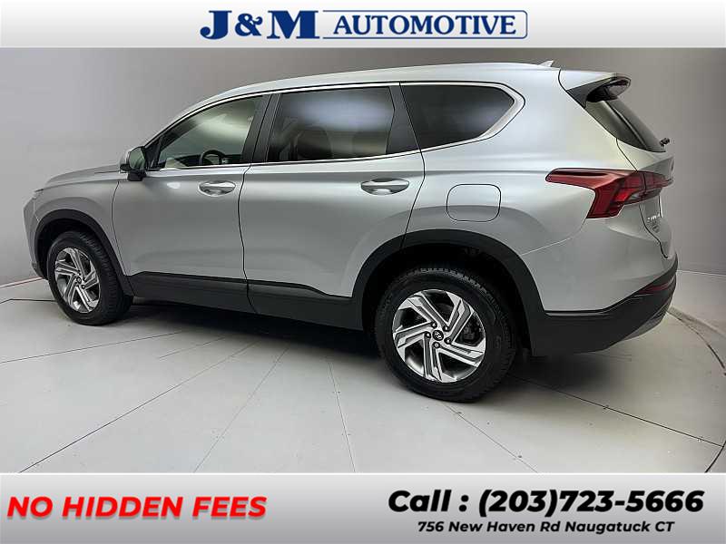 2021 Hyundai Santa Fe SE photo