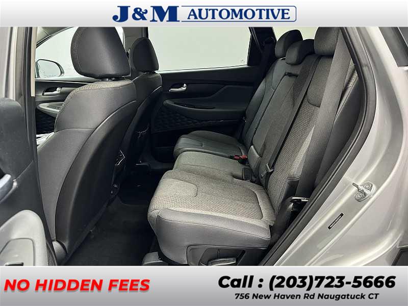 2021 Hyundai Santa Fe SE photo