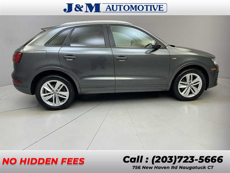 2018 Audi Q3 Premium photo