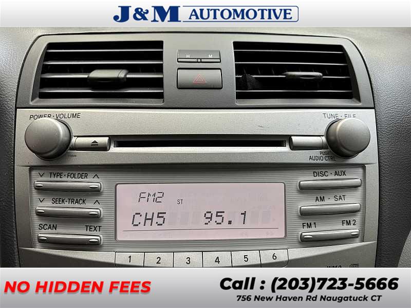 2010 Toyota Camry photo