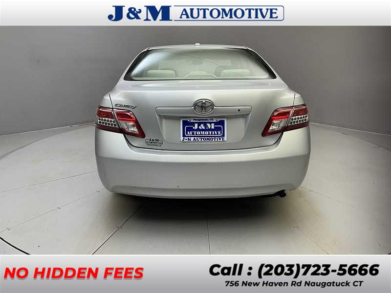 2010 Toyota Camry photo
