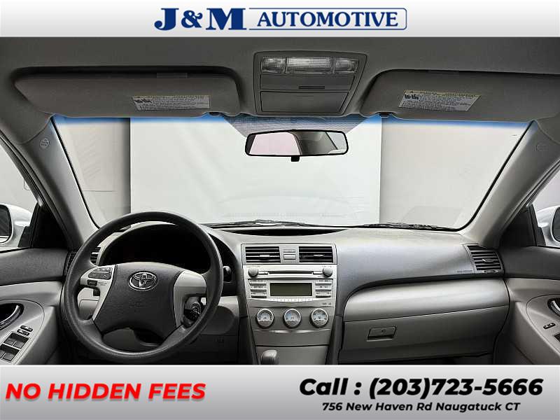 2010 Toyota Camry photo
