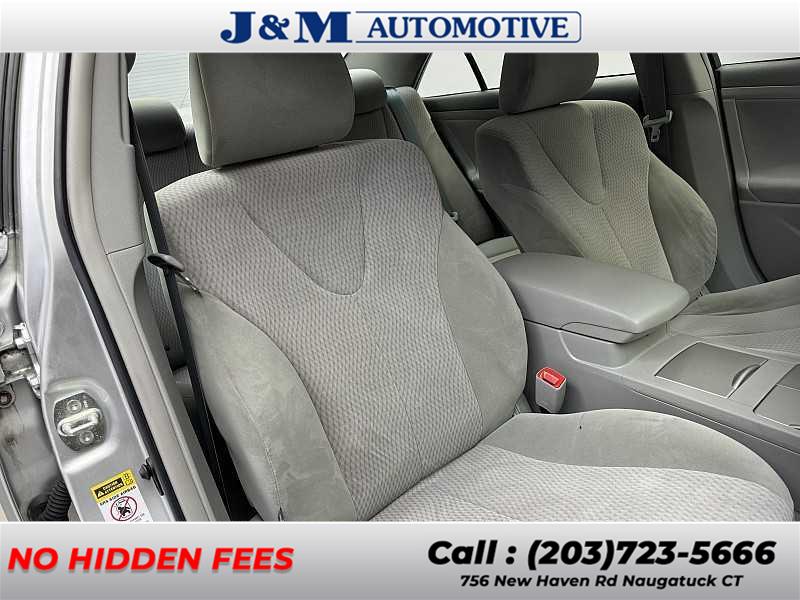 2010 Toyota Camry photo