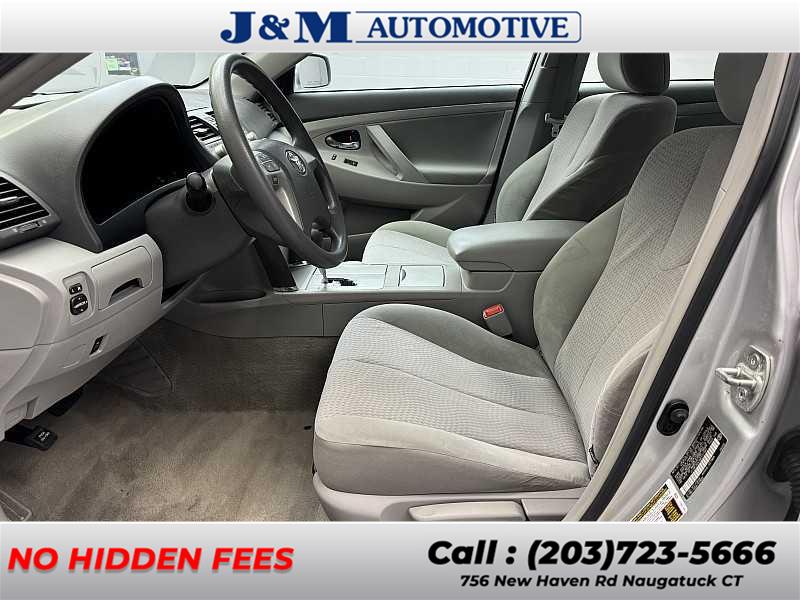 2010 Toyota Camry photo