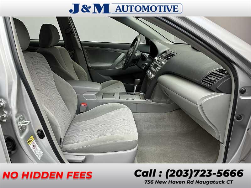 2010 Toyota Camry photo