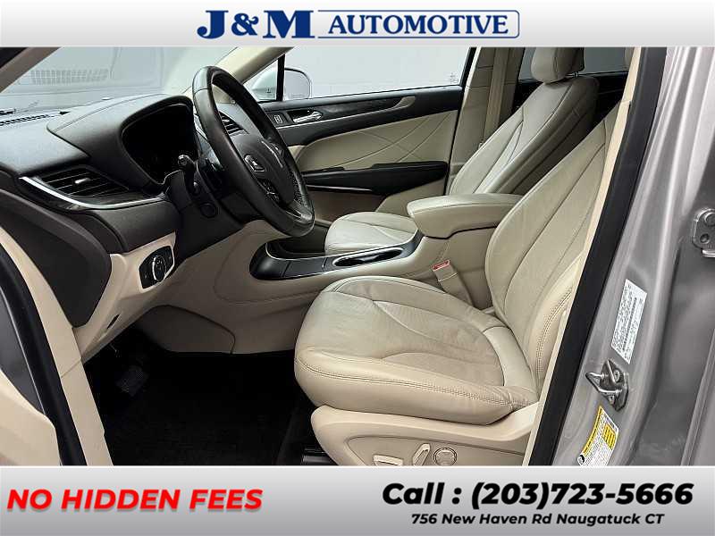2019 Lincoln MKC Reserve photo