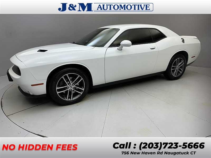 2019 Dodge Challenger SXT photo