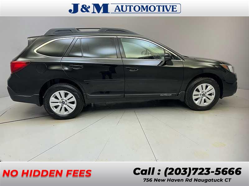 2018 Subaru Outback Premium photo