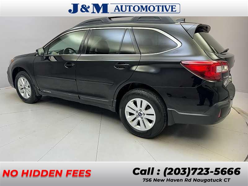2018 Subaru Outback Premium photo