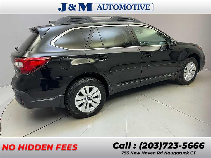 2018 Subaru Outback Premium photo