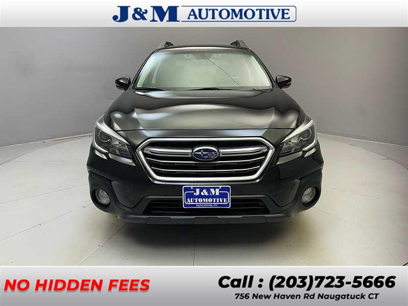 2018 Subaru Outback Premium photo