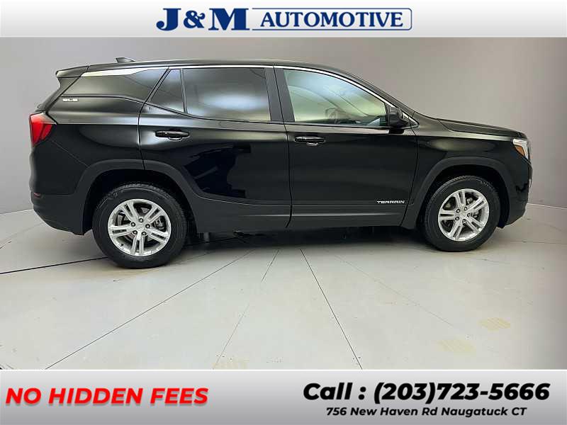 2021 GMC Terrain SLE photo