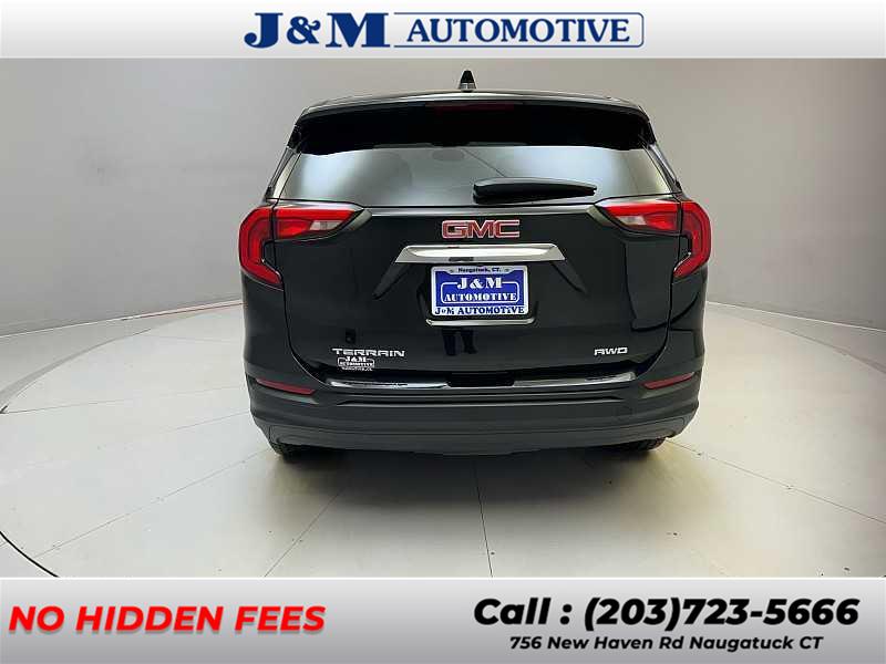 2021 GMC Terrain SLE photo