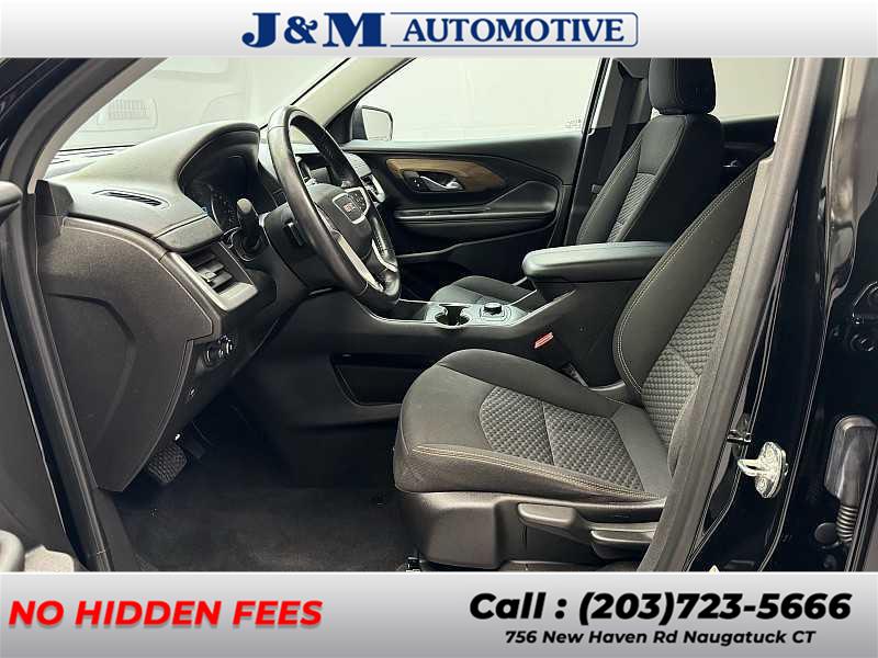 2021 GMC Terrain SLE photo