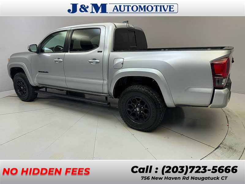 2021 Toyota Tacoma SR5 photo