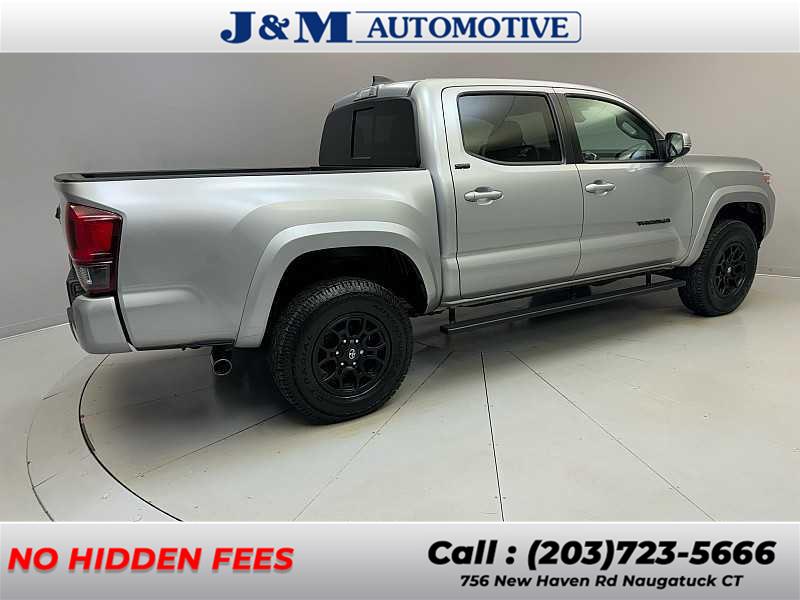 2021 Toyota Tacoma SR5 photo