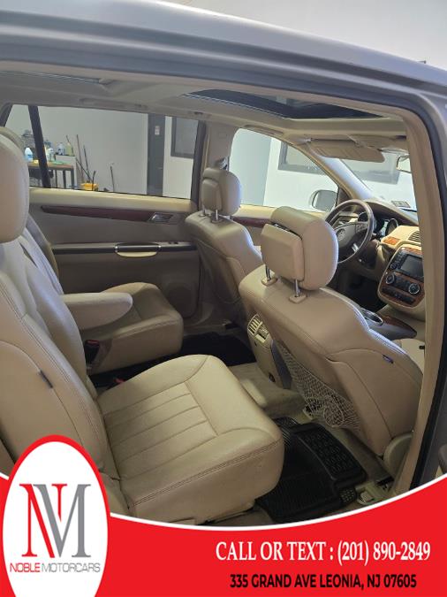 2008 Mercedes-Benz R-Class R350 photo