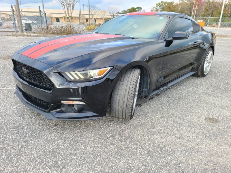 2017 Ford Mustang EcoBoost Fastback photo