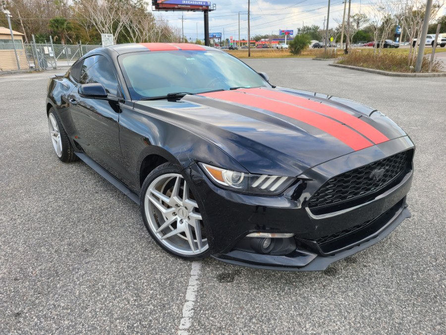 2017 Ford Mustang EcoBoost Fastback photo