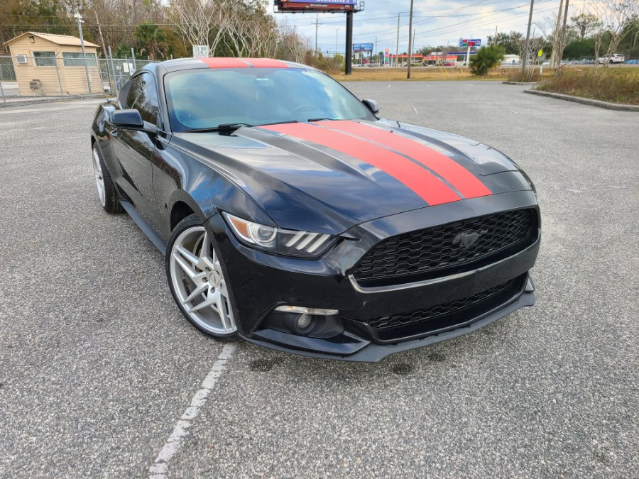 2017 Ford Mustang EcoBoost Fastback photo