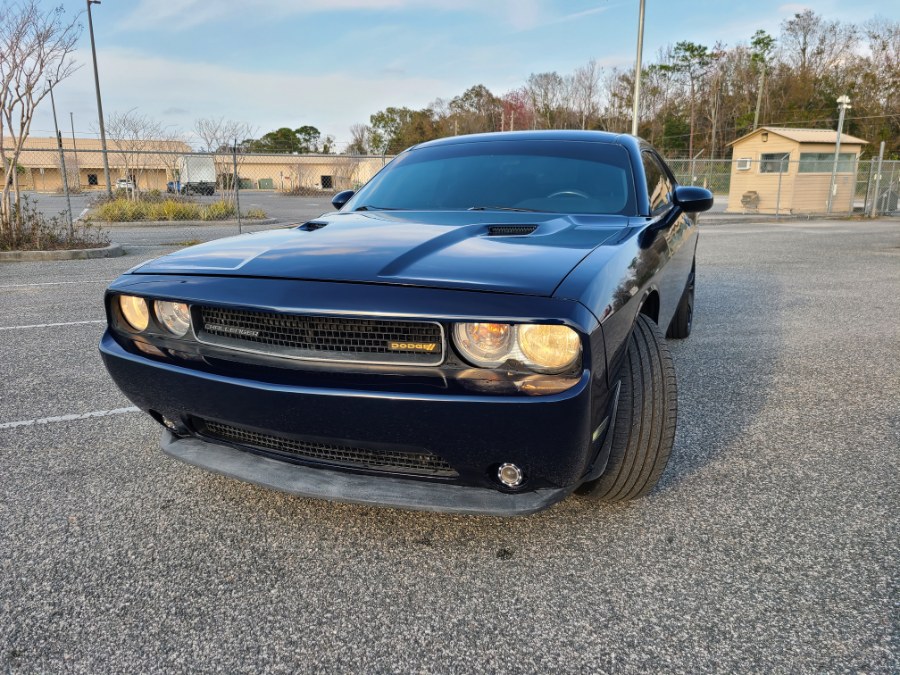2013 Dodge Challenger SXT photo