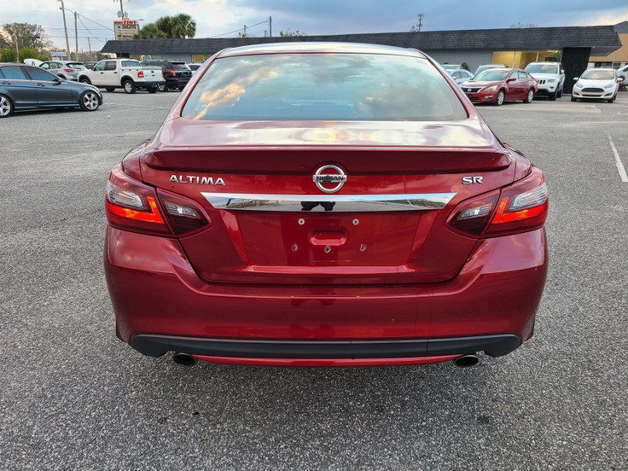 2018 Nissan Altima 2.5 SR Sedan photo