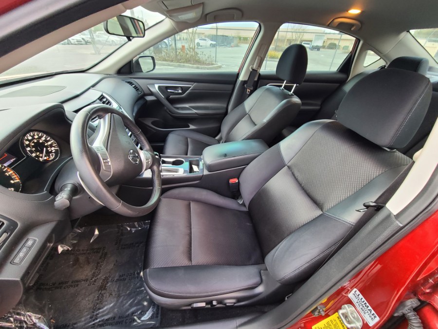 2018 Nissan Altima 2.5 SR Sedan photo