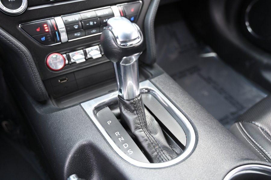 2022 Ford Mustang EcoBoost Premium Convertible photo