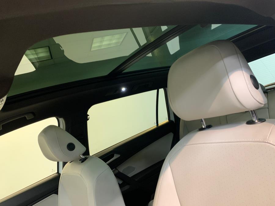 2021 Volkswagen Tiguan 2.0T SE R-Line Black 4MOTION photo