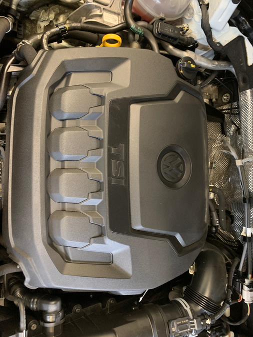 2021 Volkswagen Tiguan 2.0T SE R-Line Black 4MOTION photo