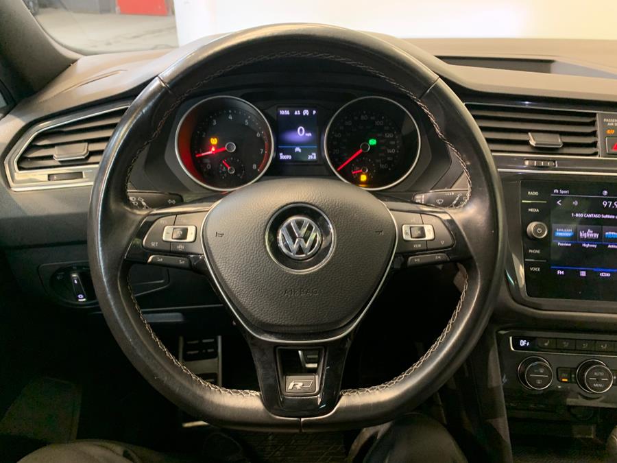 2021 Volkswagen Tiguan 2.0T SE R-Line Black 4MOTION photo