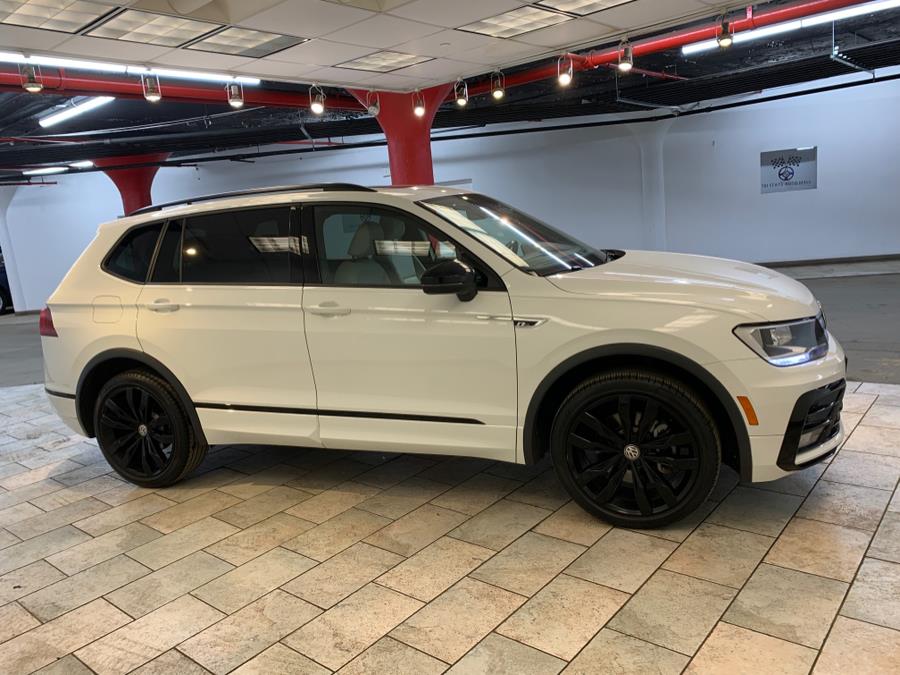 2021 Volkswagen Tiguan 2.0T SE R-Line Black 4MOTION photo