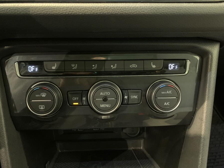 2021 Volkswagen Tiguan 2.0T SE R-Line Black 4MOTION photo