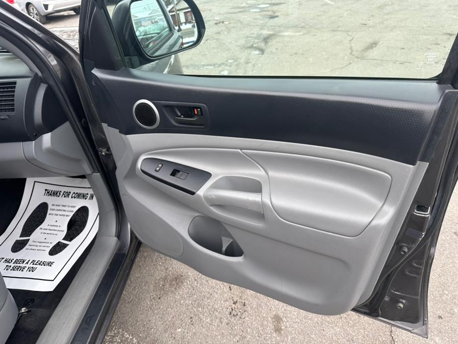 2013 Toyota Tacoma photo