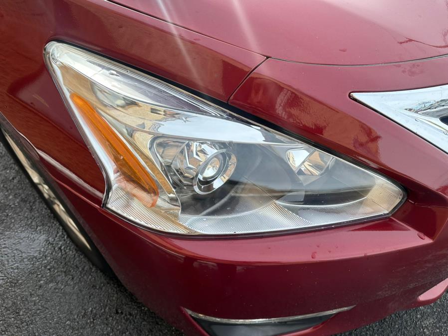 2014 Nissan Altima 2.5 photo