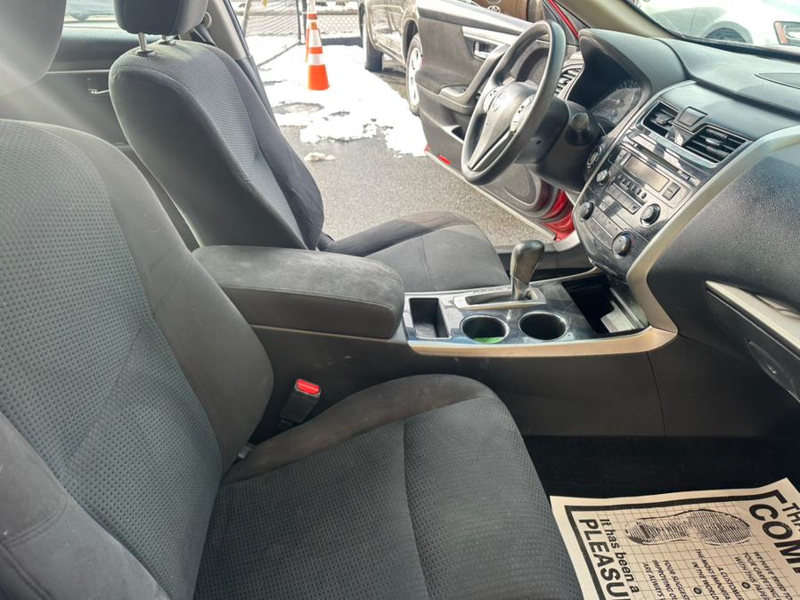 2014 Nissan Altima 2.5 photo