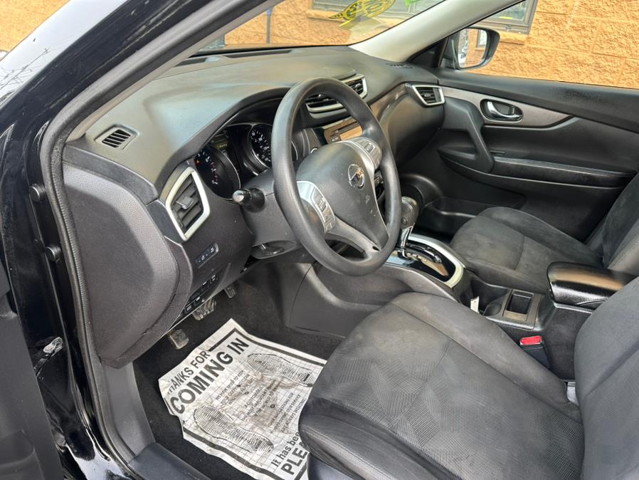 2014 Nissan Rogue S photo