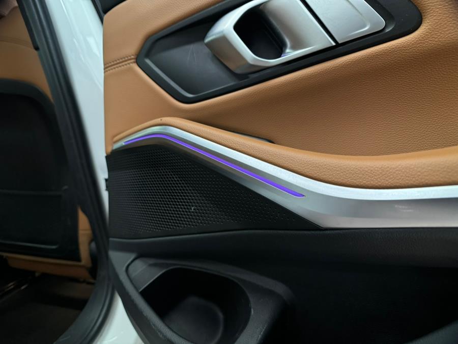 2021 BMW 3-Series 330i xDrive Sedan North Americ photo